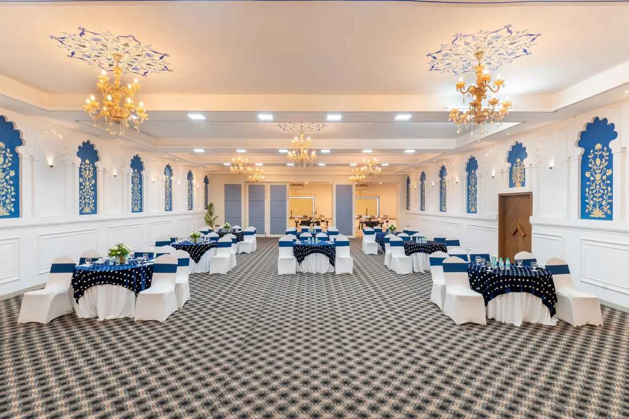 Traavista Aravali Mahal